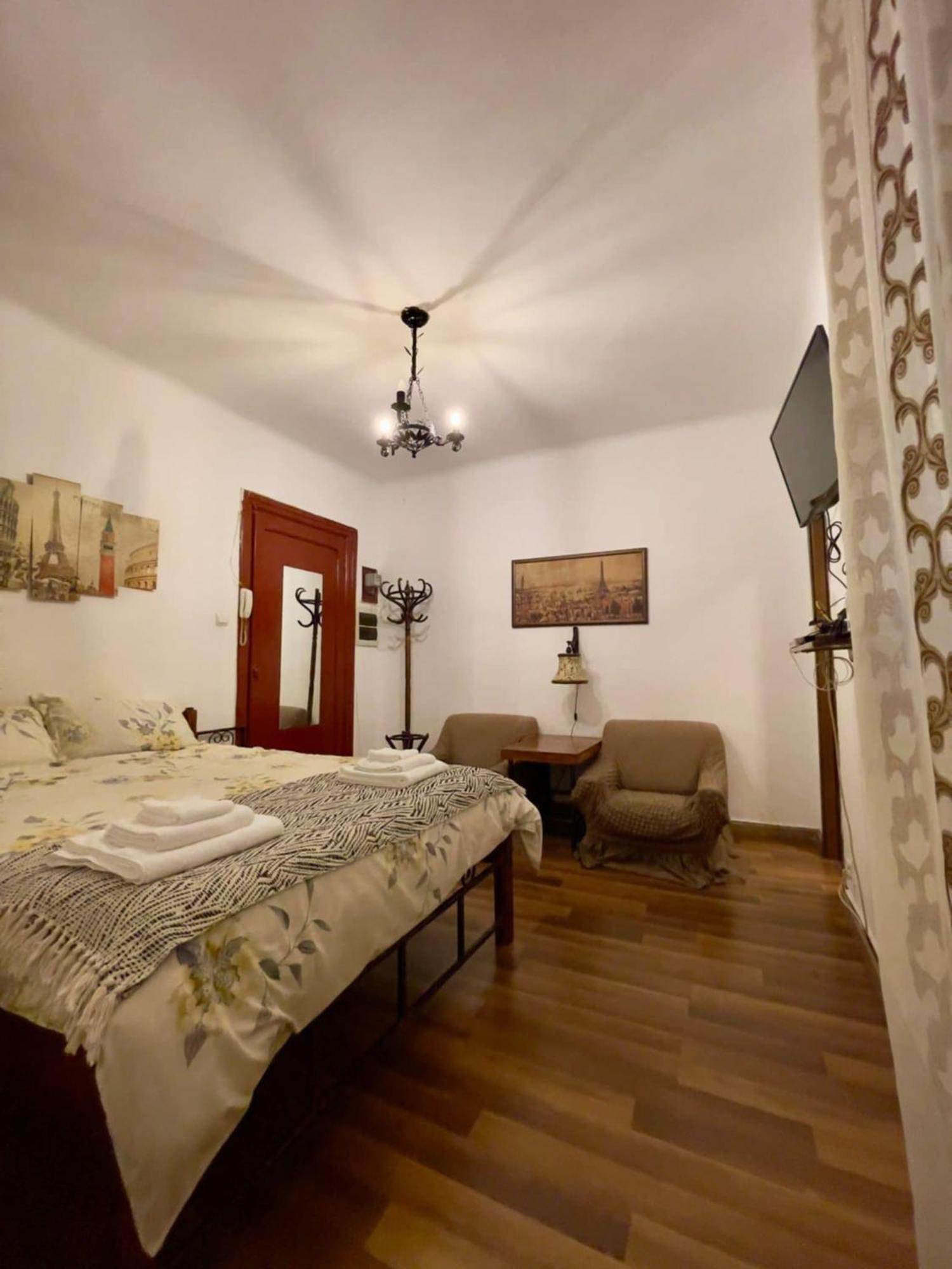 Central Vintage Bucharest Apartment Exterior photo